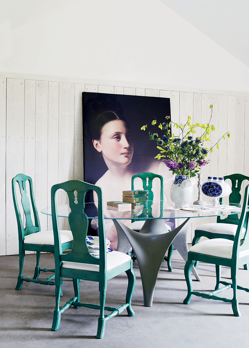 Diningroom 'The Surprise' Canvas Wall Art in a dining room